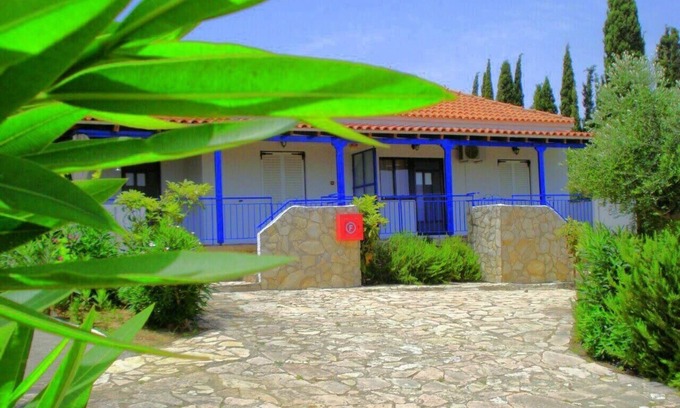 Kompi House | Holiday house Peroulia for 1 - 9 persons with 4 bedrooms - Holiday home