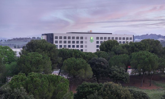 Sant Cugat del Valles Hotel | Holiday Inn Barcelona - Sant Cugat by IHG