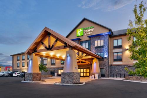 Helena Hotel | Holiday Inn Express and Suites Helena by IHG