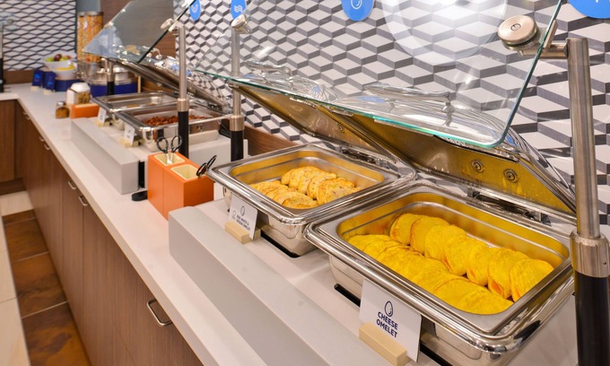 Columbus Hotel | Holiday Inn Express Columbus - Ohio Expo Center by IHG