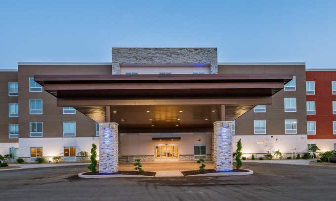 Saint Marys  Saint Joseph County Hotel | Holiday Inn Express & Suites - South Bend Casino by IHG