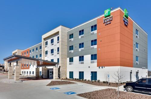 Plano Hotel | Holiday Inn Express & Suites Plano East - Richardson by IHG