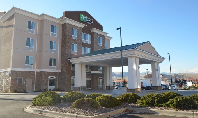 Golden Hotel | Holiday Inn Express & Suites Golden - Denver Area by IHG