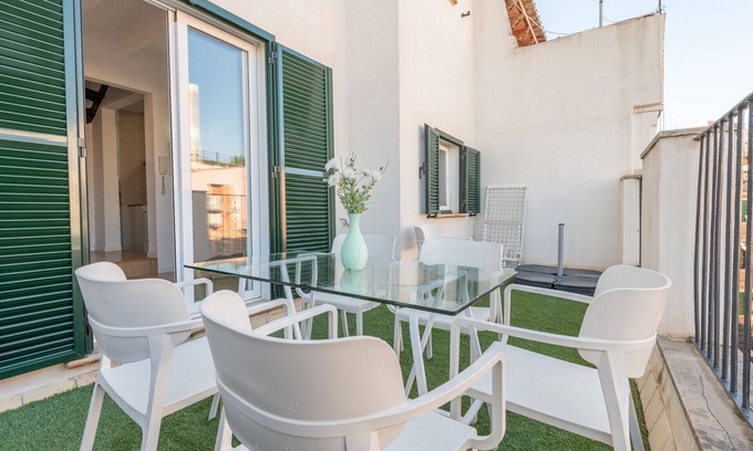 Old Town Apartment | HOLIDAY PALMA TERRACE APARTMENT