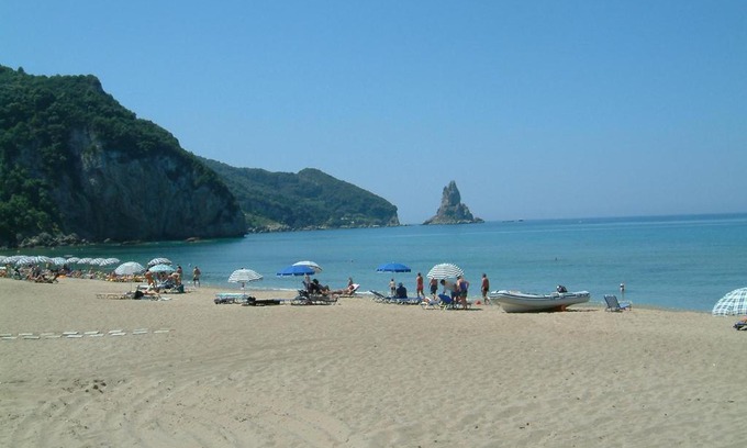 Agios Gordios Apartment | Holiday Studio Apartments yannis on the beach of Agios Gordios in Corfu