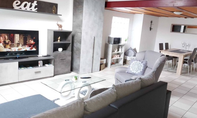 Quartino Apartment | HOLIDAYS HOMES IL FOLLETTO