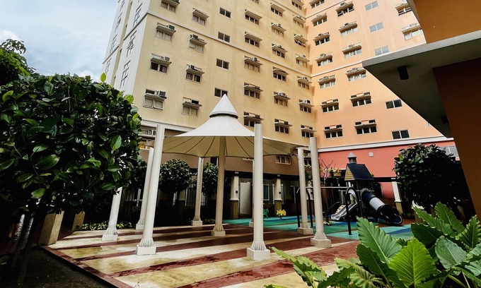 Binan City Resort | Holland Park