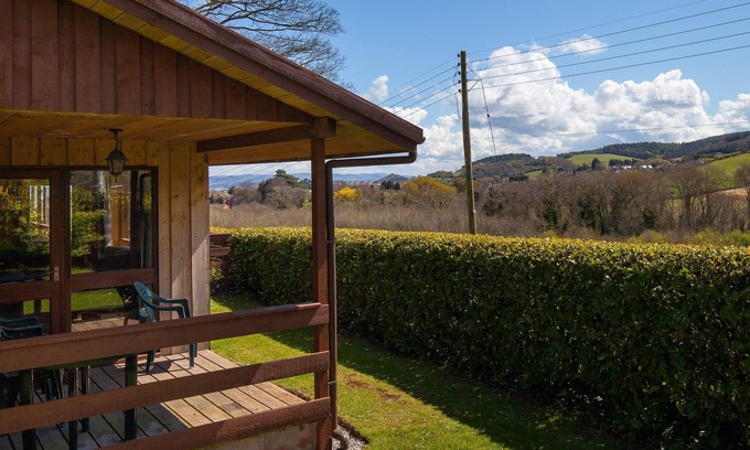 Minehead Cottage | Holly Lodge 4 Bedrooms, Minehead