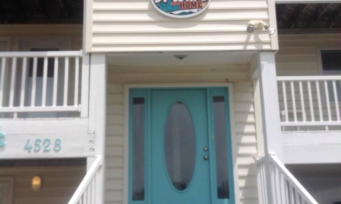 Sea Scape House | Home a Wave From Home 5 bed 5 bath heated pool, game room Stocked like your HOME