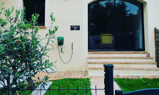Sainte-Genevieve-les-Gasny House | Homerez - Nice house with garden and terrace & Wifi