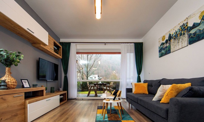Sinaia Apartment | Home & Garden Apartment Sinaia with stunning view