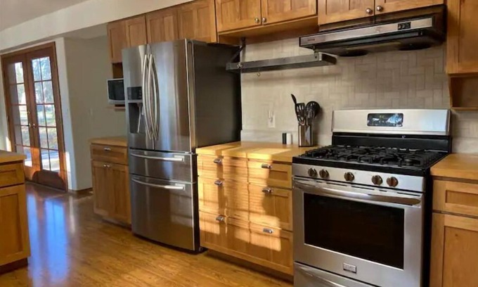 Kenai House | Home in the heart of Kenai on 2 wooded acres across from city park!