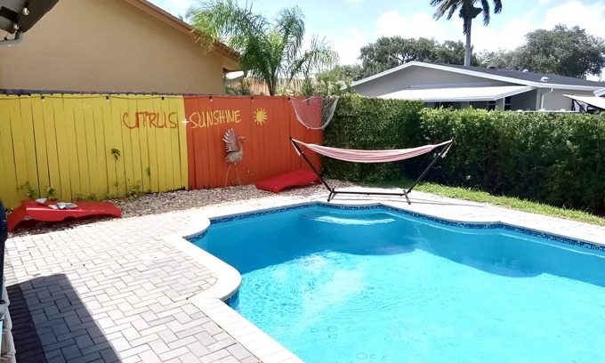 Dania Beach House | Home Near Hollywood Beach/Backyard Oasis w/Heated Pool