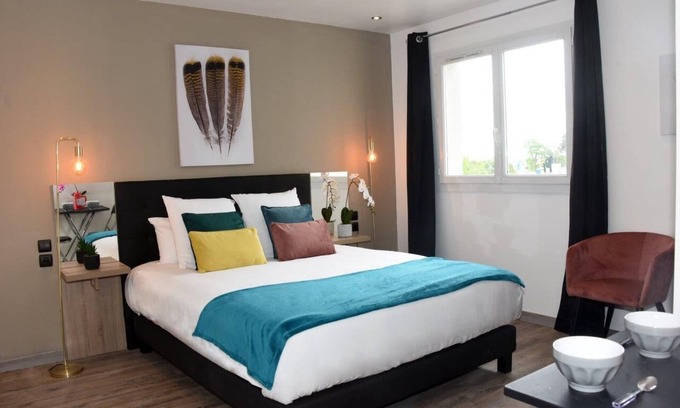 Langon Apartment | HOME PLACE