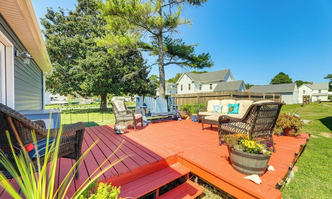 Willis Wharf House | Home w/Fire Pit < 1 Mi to Willis Wharf Boat Ramp!