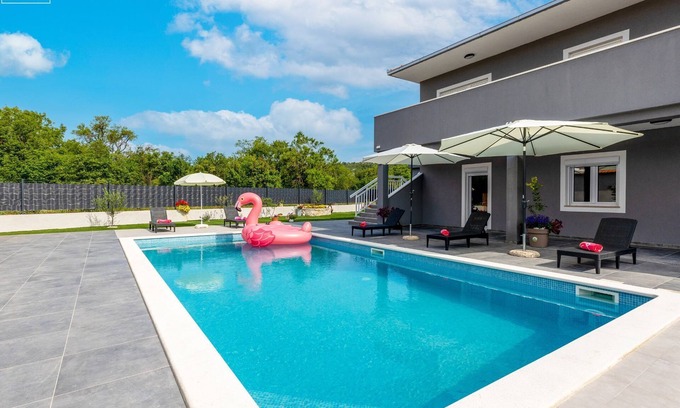 Bristivica House | Home with a pool near Trogir with parking, BBQ