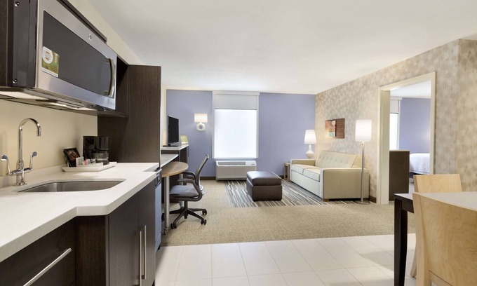 Deco Hotel | Home2 Suites by Hilton Houston Willowbrook