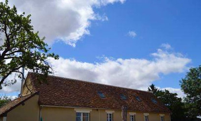 Saint-Pierre-de-Lamps House | Homerez - Amazing house for 12 ppl. with jacuzzi, spa and garden at Levroux