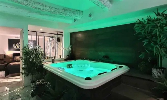 Pignans Apartment | Homerez - Apartment in Pignans
