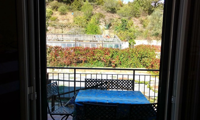Villanova d'Albenga Apartment | Homerez - Appartement 7 km away from the beach for 6 ppl. at Villanova d'Albenga