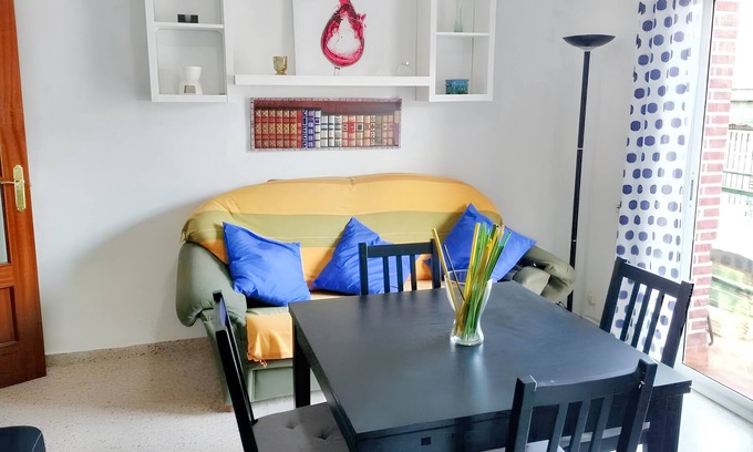 Plaza de Toros-Doctores-San Lazaro Apartment | Homerez - Apt historic centre Granada