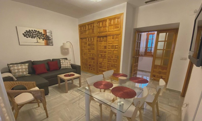 La Trinidad-San Juan y Todos los Santos Apartment | Homerez - Beautiful appartement for 4 ppl. at Córdoba