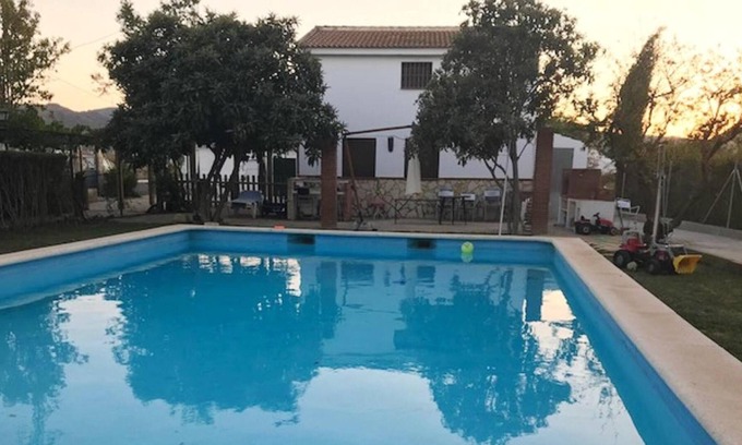 Archidona Villa | Homerez - Big villa for 10 ppl. with swimming-pool at Archidona
