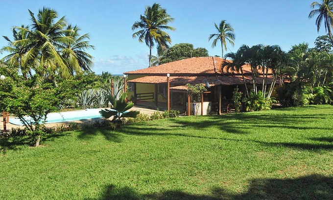Barra do Jacuipe Ski Chalet | Homerez - Chalet in Jacuipe, Pool and Sea View