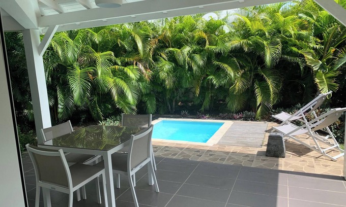 L'Autre-Bord Apartment | Homerez - Charming Apartment Le Moule 60m² + Pool