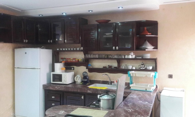 Oujda Apartment | Homerez - Charming Apartment in Oujda with Terrace and Balcony