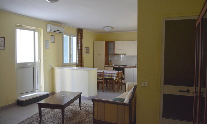 Reggio Calabria Apartment | Homerez - Cosy Flat Reggio Calabria