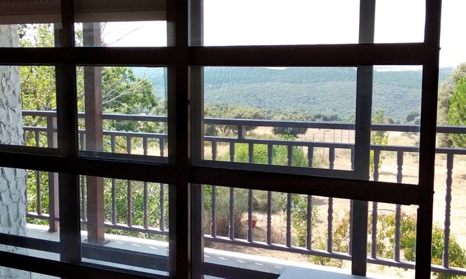 San Vitero House | Homerez - House for 6 ppl. with garden and terrace at San Cristóbal de Aliste