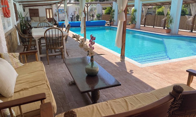 Torre-Pacheco House | Homerez - Holiday Home in Torre-Pacheco