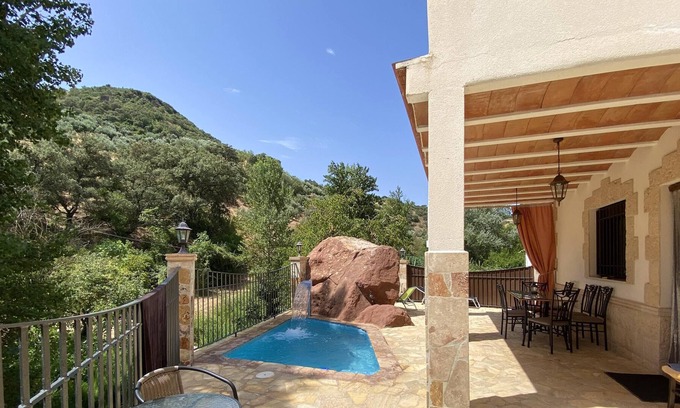 Rute House | Homerez - House for 10 ppl. with swimming-pool, terrace and balcony at Zambra