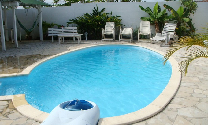 Morne-A-l'Eau House | Homerez - House for 6 ppl. with swimming-pool and terrace at Morne-À-l'Eau