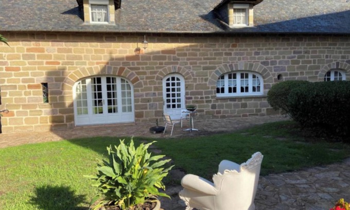 Saint-Aulaire House | Homerez - House in Saint-Aulaire