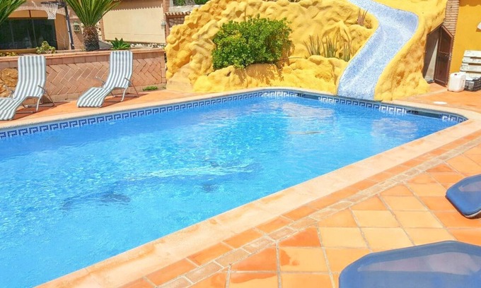 Ecija Villa | Homerez - Villa in Écija with Pool