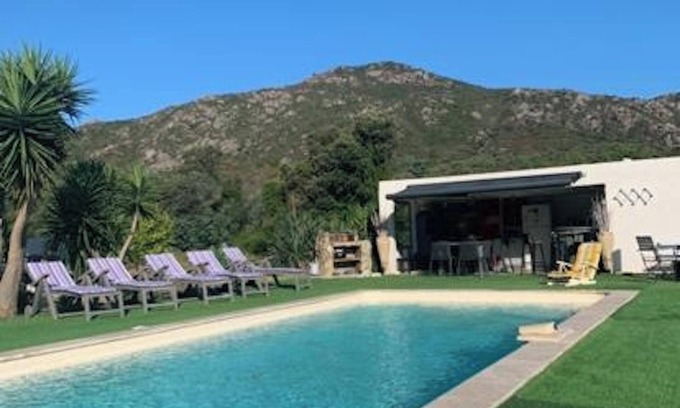 Saint-Florent Villa | Homerez - Villa in Saint-Florent