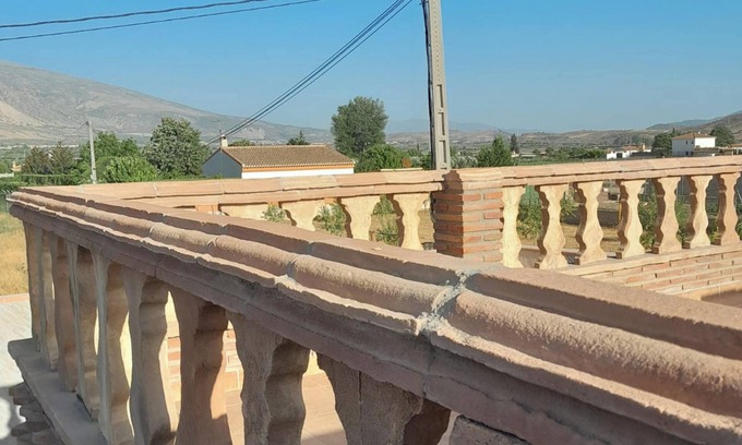 Padul Villa | Homerez - Villa Padul with pool