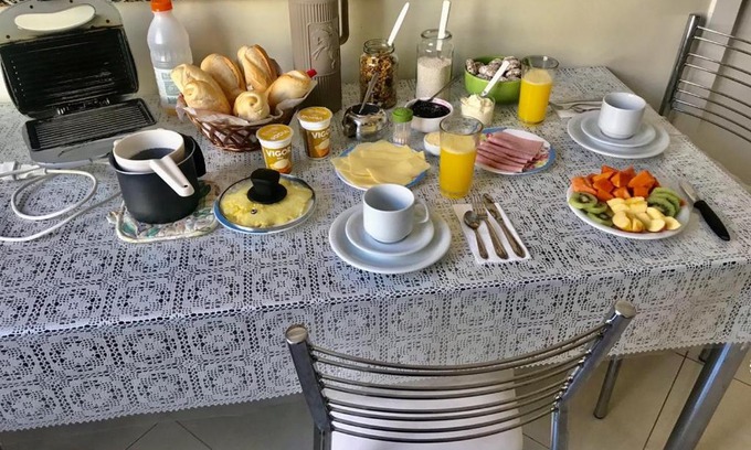 Mont'Serrat House | HomeStay 2 Avenida Carlos Gomes não tem garagem