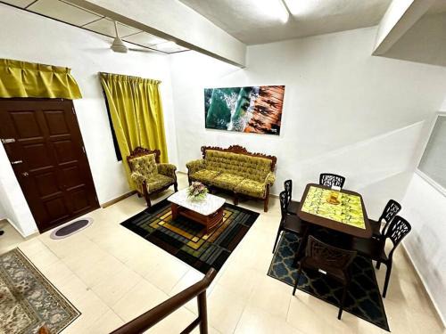 Kuala Terengganu House | Homestay AZA TJ