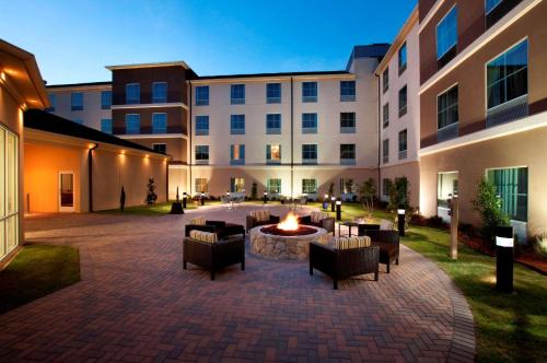Fort Worth Hotel | Homewood Suites by Hilton Fort Worth West at Cityview
