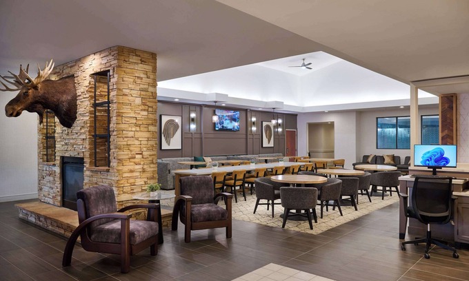 Midtown Anchorage Hotel | Homewood Suites by Hilton Anchorage
