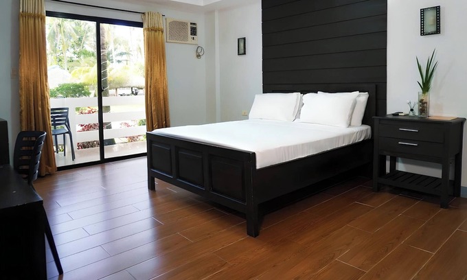 Sanchez-Mira Hotel | Homey Relaxing Vibe Room in Sanchez Mira Cagayan Valley