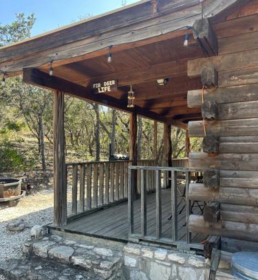 Concan House | HoneyComb Hideouts Fir Deer Life cabin