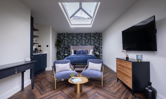 Knaresborough Apartment | Honeysuckle Lodge