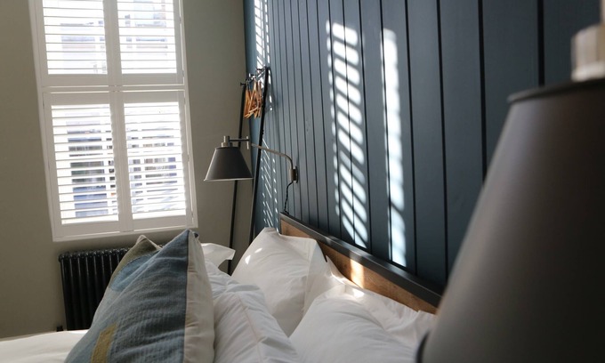 Fernhill Heath House | Hop Market - ensuite bedroom