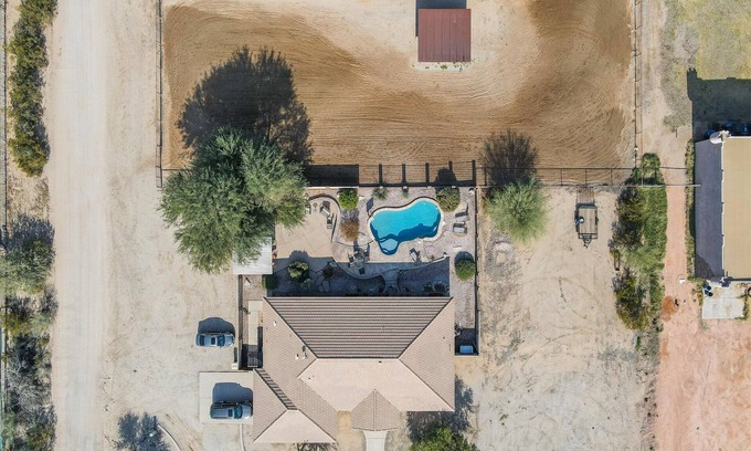 Valley Farms House | Horse property! Minutes to Horseshoe Park