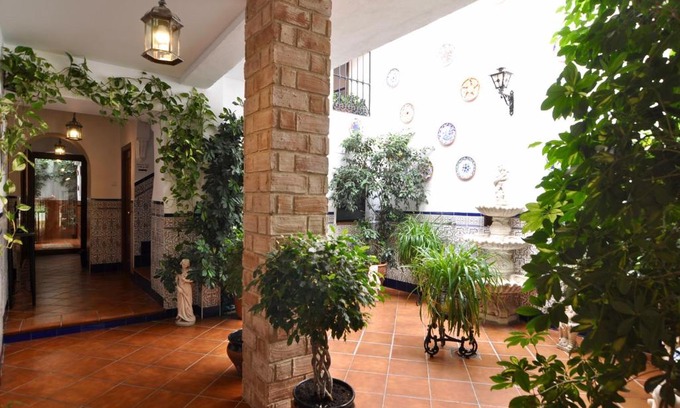 San Francisco-Ribera House | Hospedería Los Angeles