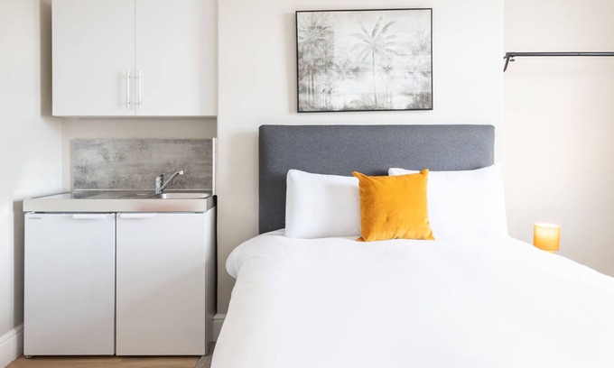 Darlington Apartment | Host Stay Clifton Studio 4